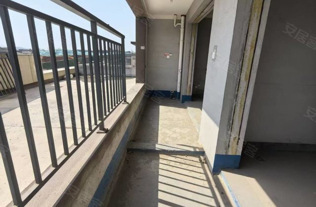 西湖嘉园3室2厅109㎡57.5万二手房图片