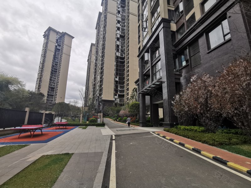 美的国宾府,甲秀南路,近明珠大道-贵阳美的国宾府二手房,租房,房价