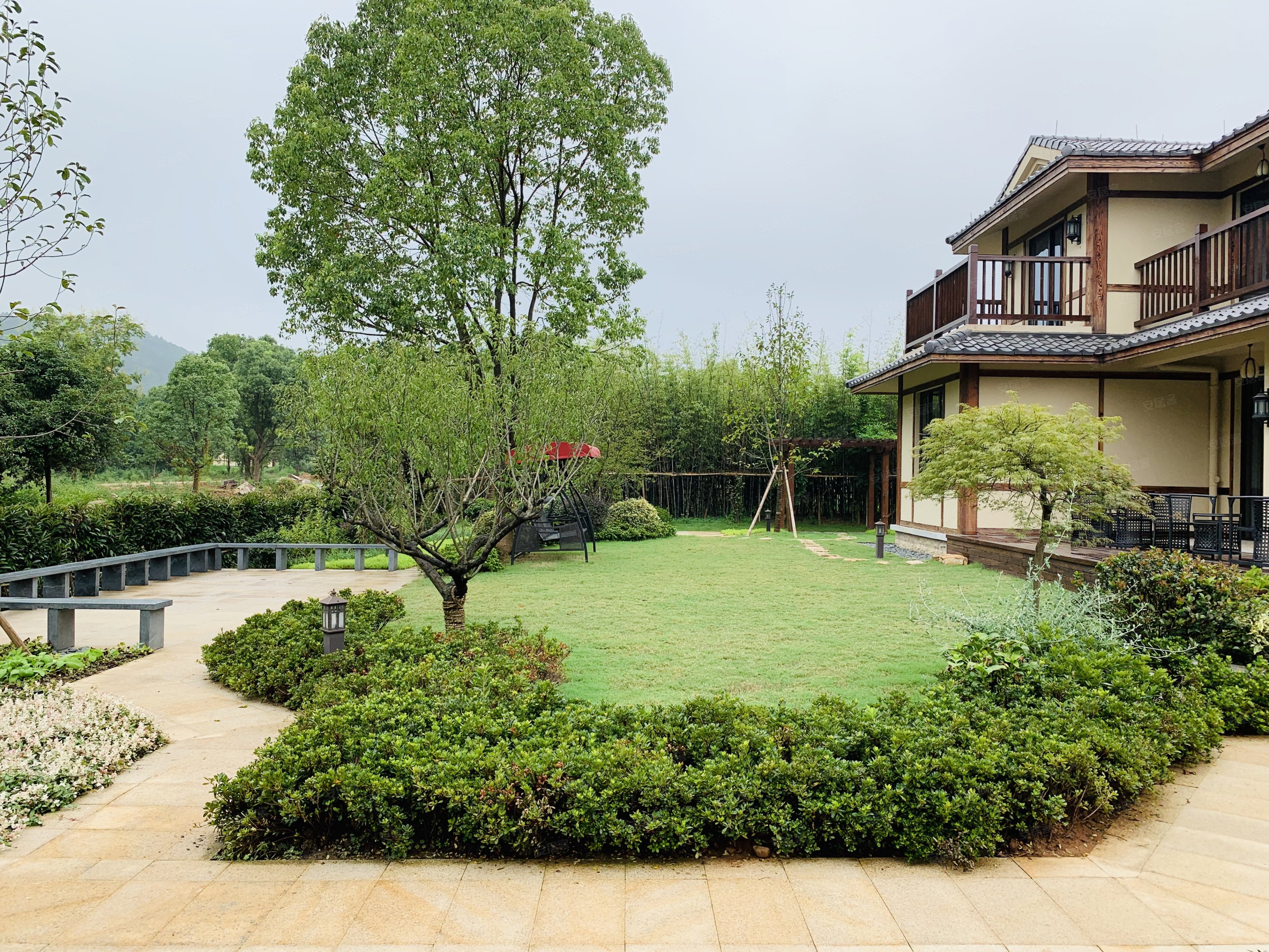 锦绣四明(别墅)5室2厅4卫200㎡南北159万