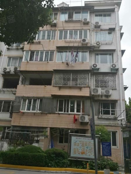 鹤北新村二街坊