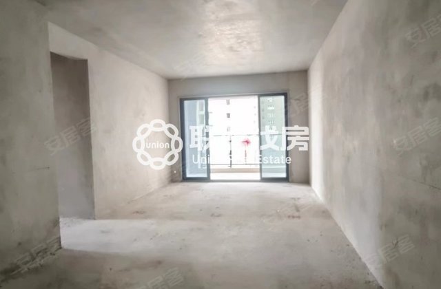 华泰荣御4室2厅111.79㎡66万二手房图片