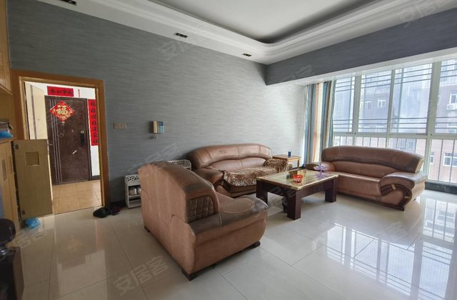 丽景雅苑4室2厅183㎡68万二手房图片