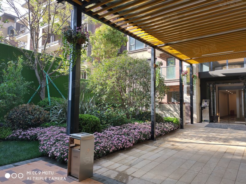 海伦堡大城小院