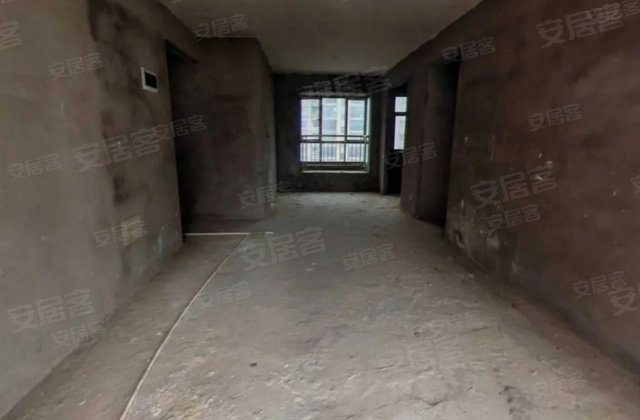 芳邻小镇3室2厅140.41㎡95万二手房图片