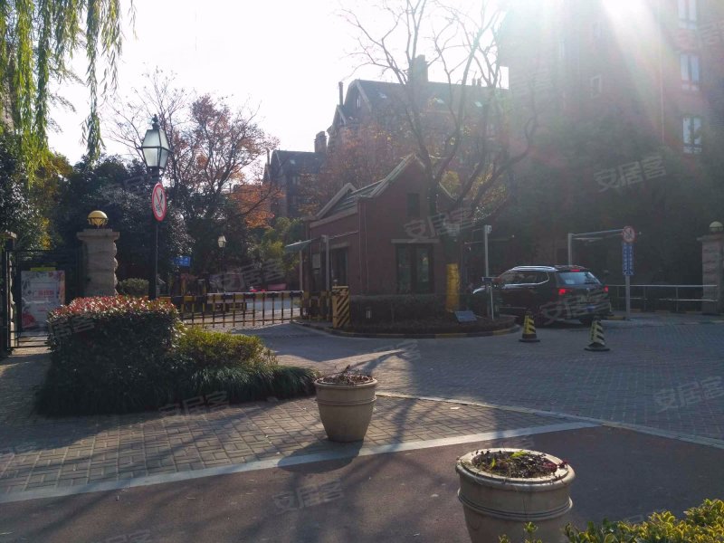 万科琥珀郡园(公寓住宅) 