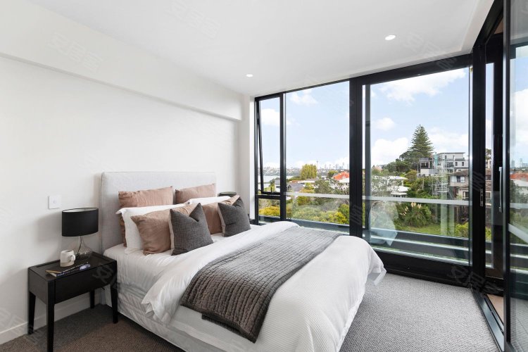 新西兰奥克兰大区奥克兰拍卖供应商说必须出售二手房公寓图片