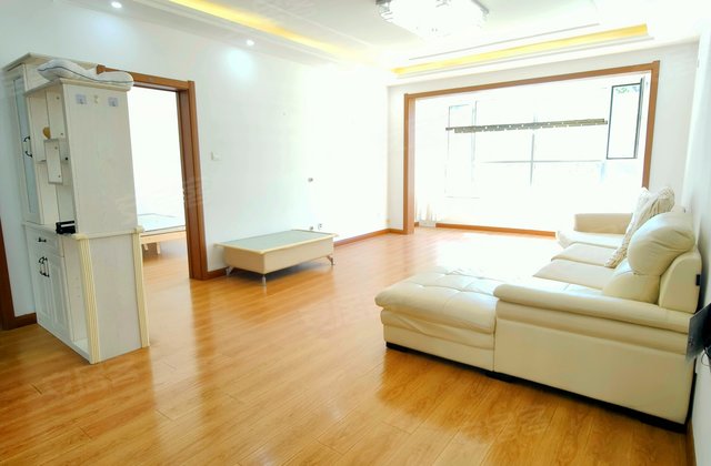 吉森漫桦林3室2厅141.42㎡96万二手房图片