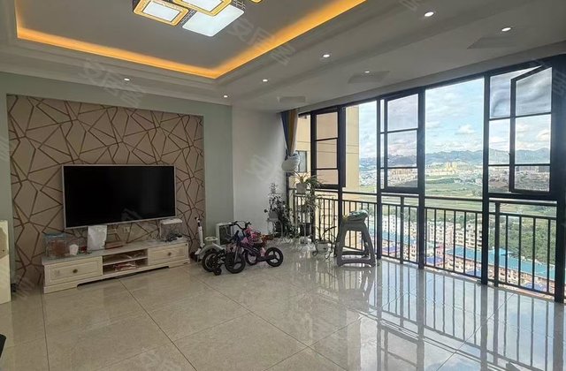 在水一方4室2厅166㎡66万二手房图片