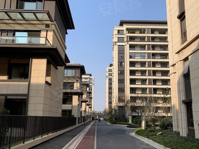 弘阳凤鸣府别墅