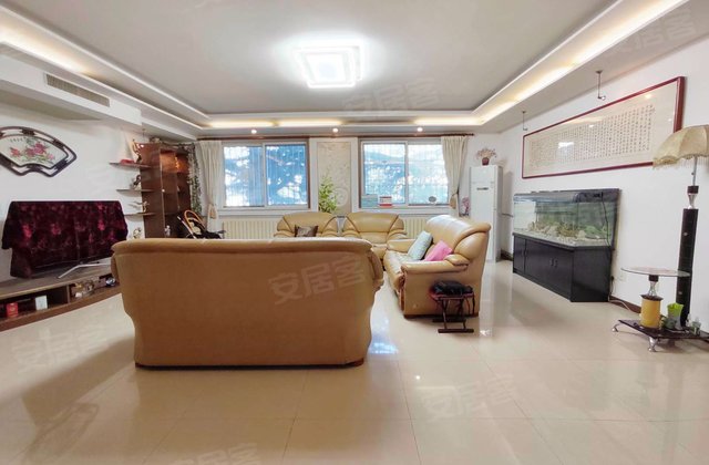 鑫世纪家园4室2厅251㎡138万二手房图片