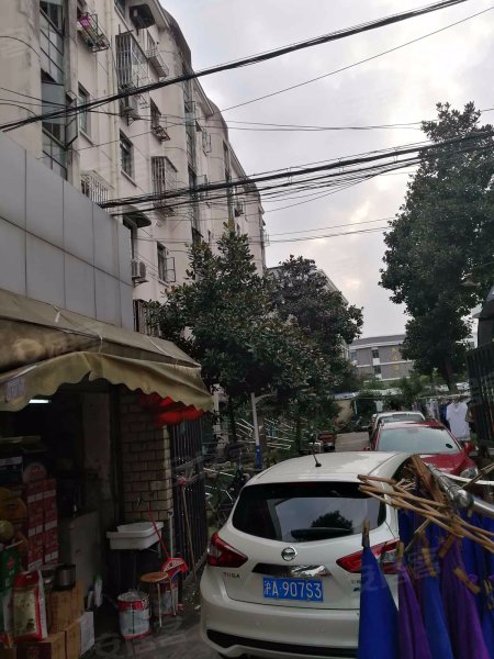 浦三路630弄小区 