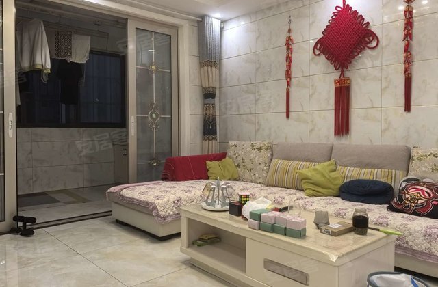 金大地悦府3室2厅96㎡58万二手房图片