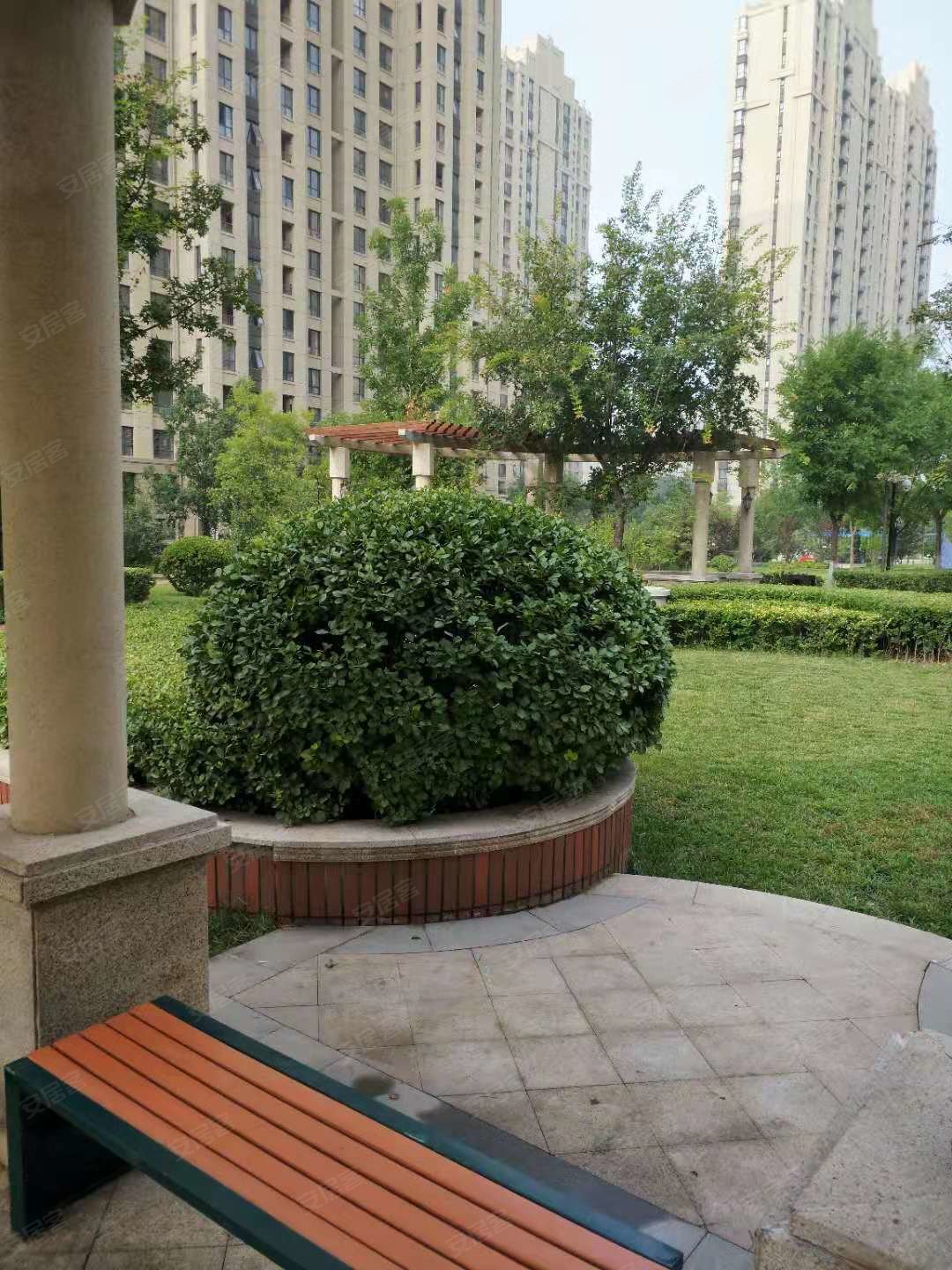 水木蓝山3室2厅1卫94㎡南北100万