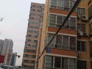 芙蓉小区(纺织城) 商业配套成熟 近地铁 南北通透 电梯房