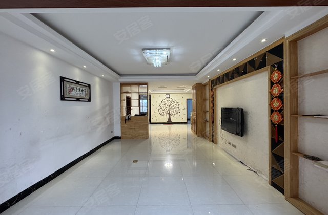 四季阳光3室2厅135㎡42.8万二手房图片