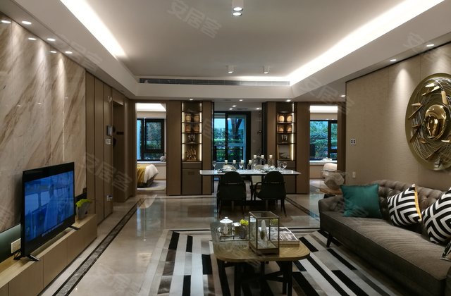 礼嘉龙湖天街旁!离轻轨站5 车程高品质大平层洋房!