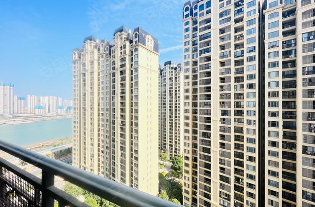 龙光御海阳光3室2厅90㎡108万二手房图片