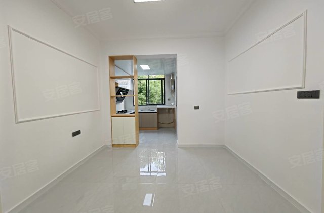 通用小区3室1厅68㎡20.8万二手房图片