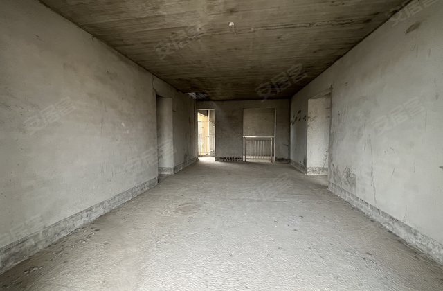 鼎江现代新城4室2厅136㎡55万二手房图片