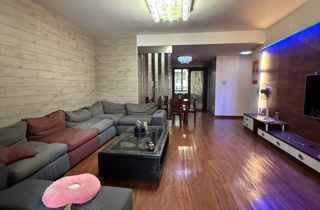 五洲小区4室2厅124㎡88万二手房图片