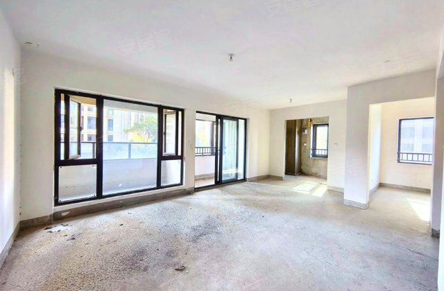 绿城春江明月4室2厅140.17㎡139万二手房图片