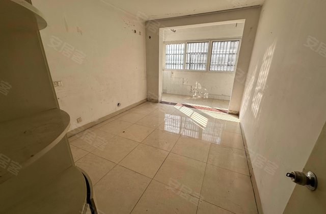 湾里公寓3室2厅92㎡58万二手房图片