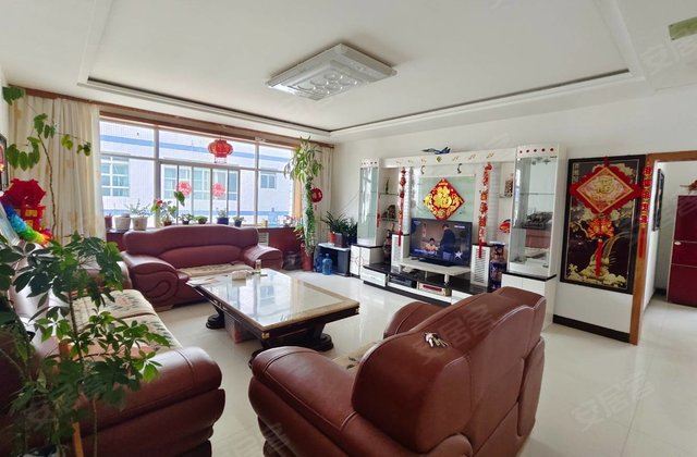 智林小区4室2厅149㎡75.5万二手房图片