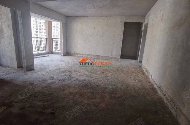 万通丽城3室2厅125㎡52万二手房图片