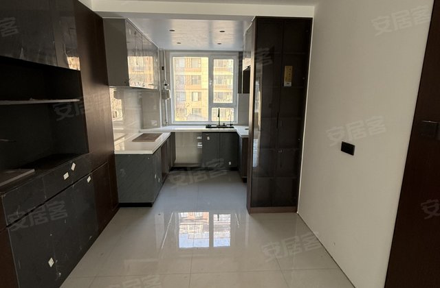 高新颐和家园3室2厅110㎡79.8万二手房图片