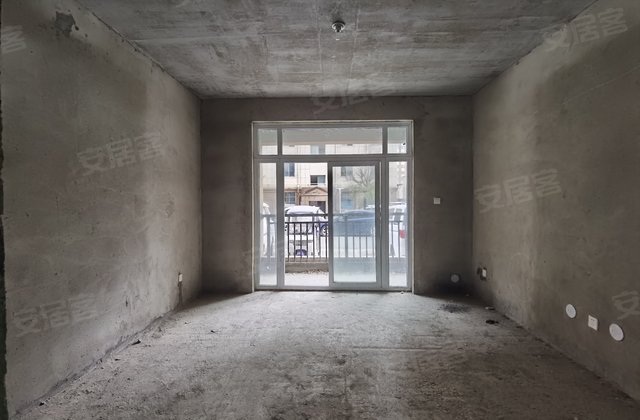 国控迎宾府3室2厅127.9㎡45万二手房图片