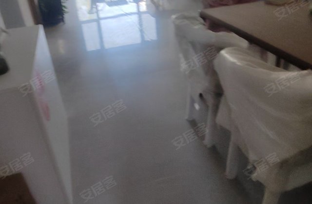 龙湖壹号幸福城4室2厅155㎡185万二手房图片