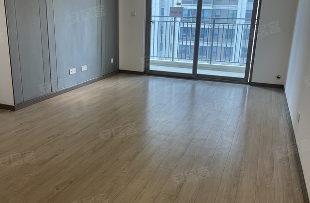 世茂璀璨里程3室2厅106㎡60.8万二手房图片