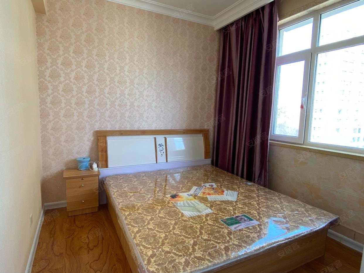 白领公寓 楼层好送家具价格可议房东直卖