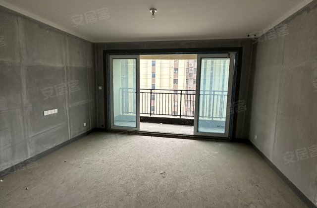 碧桂园城南世家4室2厅143㎡93万二手房图片