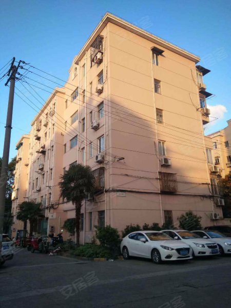 香山新村东南街坊 