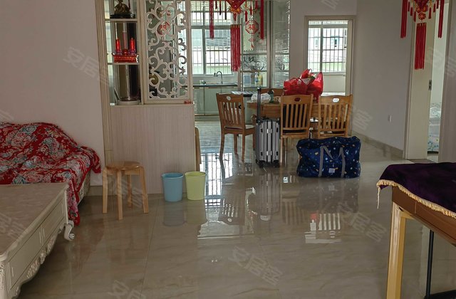 秋水园幼儿园小区3室2厅130㎡58万二手房图片