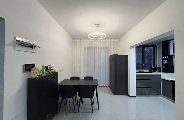 新力新天地3室2厅114㎡61万二手房图片