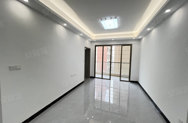 开平东汇城(二期)3室2厅85㎡39.8万二手房图片