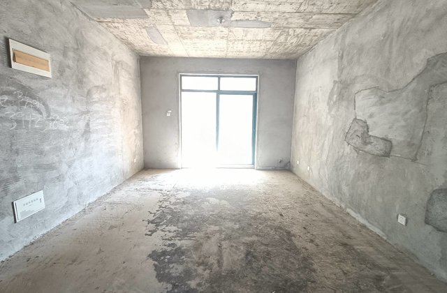 蓝湾半岛3室2厅133.1㎡57万二手房图片