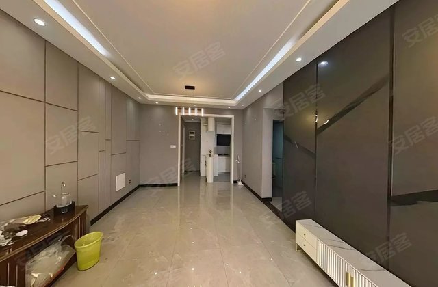 盛世荷苑3室2厅126㎡49.8万二手房图片