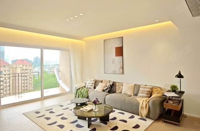 华侨城苏河湾行政公馆(一期)3室2厅155㎡905万二手房图片