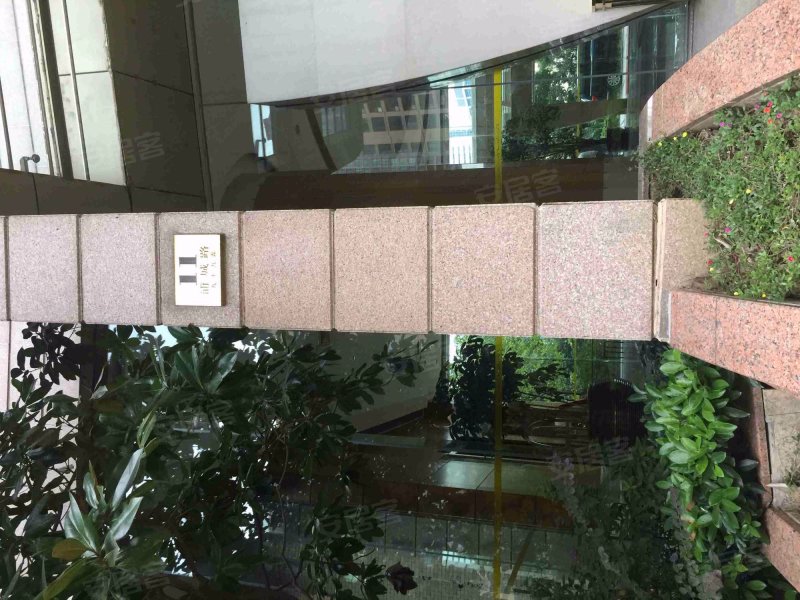 仁恒滨江园(三期) 