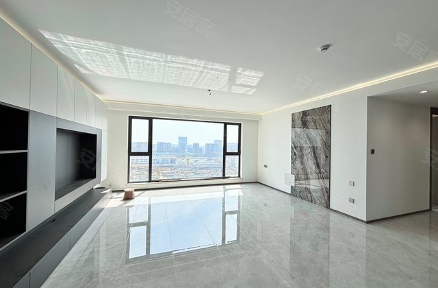 中海天钻3室2厅130.33㎡182万二手房图片