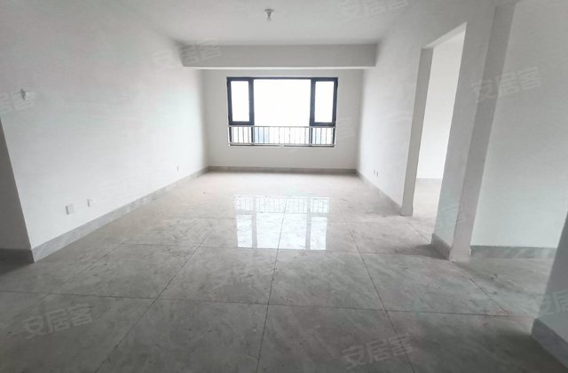 金域悦府4室2厅128㎡69.8万二手房图片