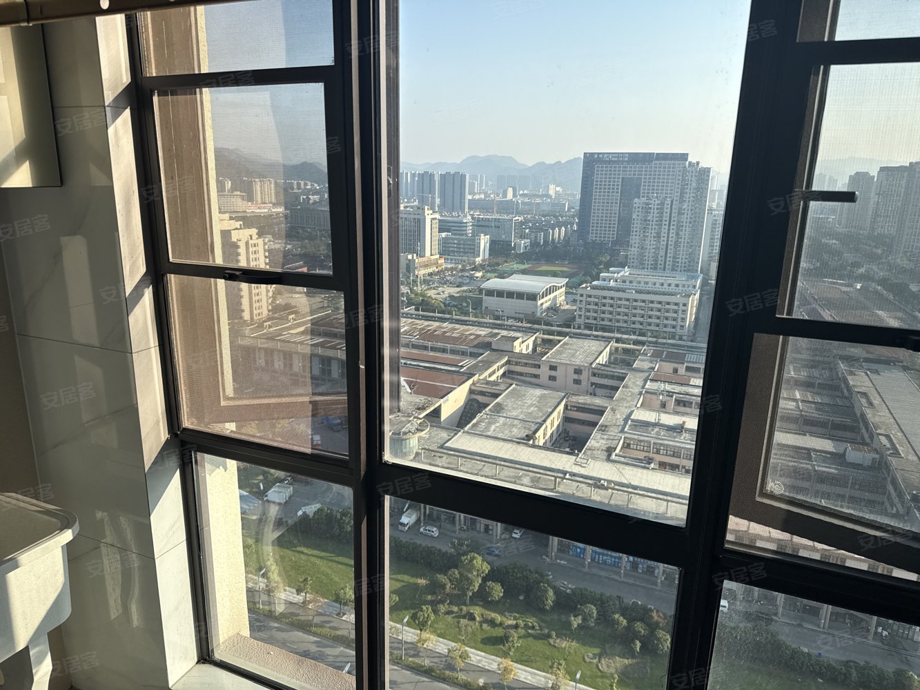 湖馨佳苑2室1厅1卫80㎡南北95万