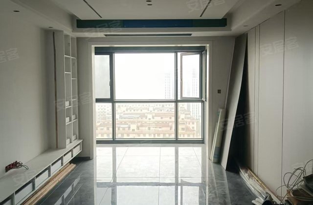 西城公馆3室2厅111㎡56万二手房图片