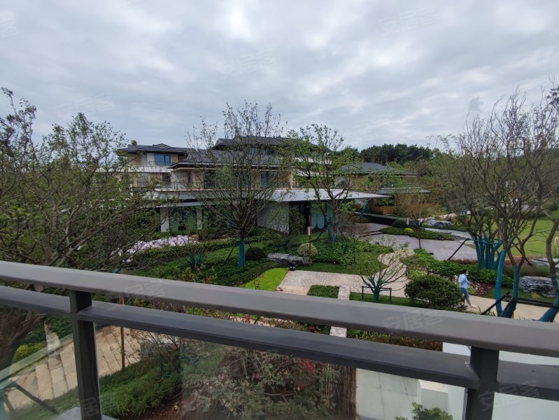 环球融创曹山未来城