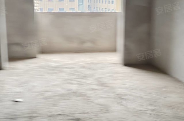 鑫泰中央广场3室2厅91㎡31.8万二手房图片