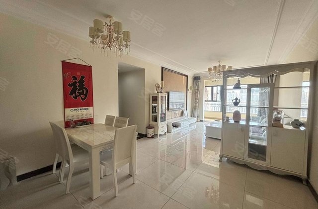 银川恒大御景3室2厅136㎡84.6万二手房图片