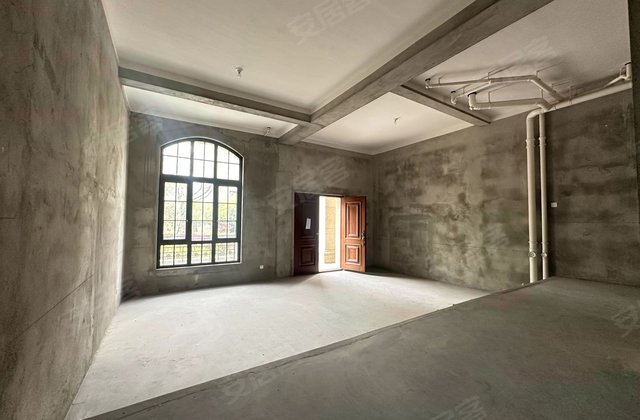 钱江君庭(南区)5室2厅300㎡398万二手房图片